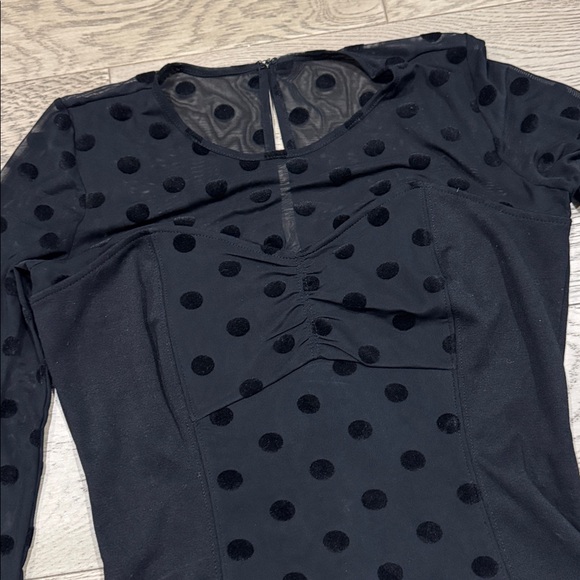 Guess Black Polka Dot Women's Top - Small - Picture 3 of 11